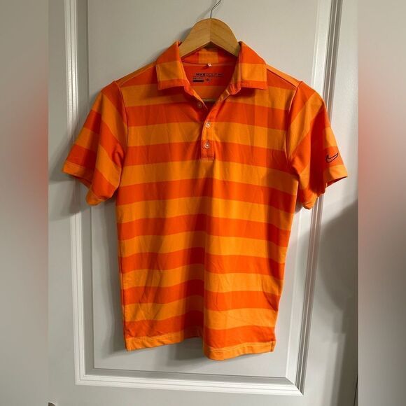 3 for $60 Medium dri fit Nike Golf shirt - Picture 1 of 4